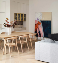 Afbeelding in Gallery-weergave laden, Esstisch Rhomb von Prostoria – Design trifft auf Handwerkskunst