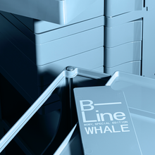 Lade das Bild in den Galerie-Viewer, Boby Whale Blue Detail