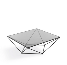 Charger l'image dans la galerie, Prostoria – Avet Couchtisch: Skulpturales Design mit schwebender Eleganz