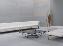 Charger l'image dans la galerie, Prostoria – Avet Couchtisch: Skulpturales Design mit schwebender Eleganz