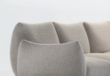 Load the image into the gallery viewer, BUFFA Sofa von Prostoria – Skulpturaler Komfort in moderner Form