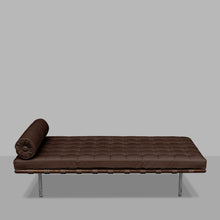 Load the image into the gallery viewer, Knoll Barcelona Daybed Relax, Ludwig Mies van der Rohe 1929