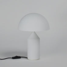 Charger l'image dans la galerie, Oluce Atollo 236, Tischleuchte - Opalglas