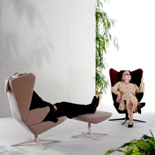 Load the image into the gallery viewer, Trifidae Sessel – Drehbarer Designer-Sessel mit floraler Geometrie