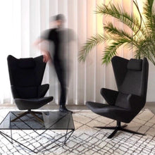 Load the image into the gallery viewer, Trifidae Sessel – Drehbarer Designer-Sessel mit floraler Geometrie