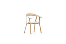 Afbeelding in Gallery-weergave laden, Prostoria Rhomb Stuhl – Designstuhl aus Massivholz mit Armlehnen
