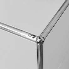 Lade das Bild in den Galerie-Viewer, USM Haller Sideboard mit Klappen - 227 x 74 cm, reinweiss RAL 9010