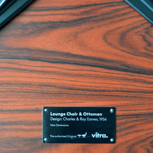 Carica l'immagine nel visualizzatore di Gallery, Vitra Lounge Chair XL (neue Maße) Santos Palisander