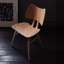 Carica l'immagine nel visualizzatore di Gallery, L.Ercolani Holzstuhl - Butterfly Chair, der Schmetterling
