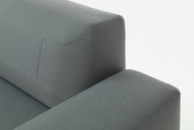 Lade das Bild in den Galerie-Viewer, Schlafsofa FADE von Prostoria – Minimalismus mit Komfort