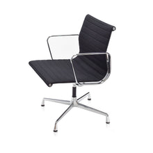 Charger l'image dans la galerie, vitra Eames EA108 Aluminium Chair - drehbarer Bürostuhl mit Armlehnen