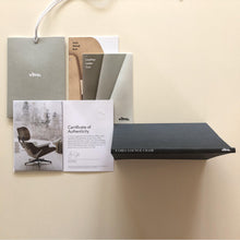 Lade das Bild in den Galerie-Viewer, Vitra Lounge Chair & Ottoman, poliert, Nussbaum weiss pigmentiert, Leder Premium F Ton (XL / Neue Maße)