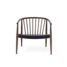 Lade das Bild in den Galerie-Viewer, Ercol Reprise Sessel in Walnuss & Leder