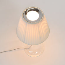 Charger l'image dans la galerie, Flos Miss K Soft, Tischleuchte dimmbar in Beige