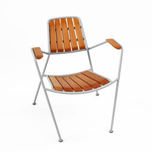Charger l'image dans la galerie, Prostoria Osmo Outdoor Sessel, Lärche mit Armlehnen (Auslaufmodell)