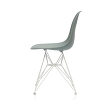 Charger l'image dans la galerie, Vitra Eames Plastic Side Chair RE DSR, Untergestell weiss & weitere Farben