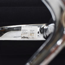 Charger l'image dans la galerie, vitra Eames EA108 Aluminium Chair - drehbarer Bürostuhl mit Armlehnen