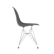 Afbeelding in Gallery-weergave laden, Vitra Eames Plastic Side Chair RE DSR, Untergestell Stahl verchromt & weitere Farben