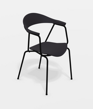 Carica l&#39;immagine nel visualizzatore di Gallery, Prostoria Piun – Moderner Designstuhl mit flexiblem Komfort und eleganter Linienführung
