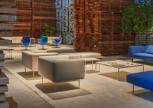 Charger l&#39;image dans la galerie, Convert Sofa von Prostoria – Eleganz trifft Funktion
