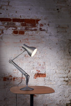 Lade das Bild in den Galerie-Viewer, Anglepoise® Type 75 Desk Lamp / Schreibtischleuchte &amp; weitere Farben
