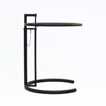 Lade das Bild in den Galerie-Viewer, ClassiCon E 1027 Adjustable Table, schwarz - Design Eileen Gray
