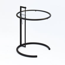 Afbeelding in Gallery-weergave laden, ClassiCon E 1027 Adjustable Table, schwarz - Design Eileen Gray
