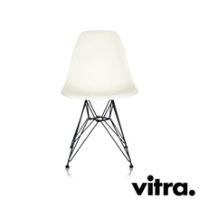 Load the image into the gallery viewer, Vitra – Eames Plastic Side Chair DSR, black base (suitable for outdoor use) &amp; other colors
