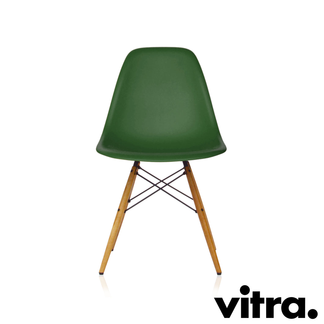 Vitra – Eames Plastic Side Chair DSW, Untergestell Esche, honigfarben & weitere Farben
