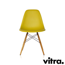 Load the image into the gallery viewer, Vitra – Eames Plastic Side Chair DSW, ash base, honey colored &amp; other colors
